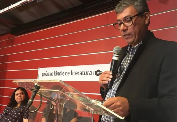 Mauro Maciel é o vencedor do Prêmio Kindle de Literatura 2018