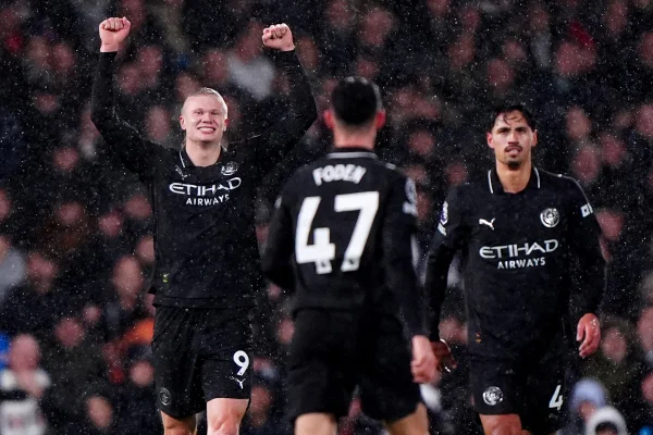 Haaland comemorando 100º gol pelo Manchester City na Premier League