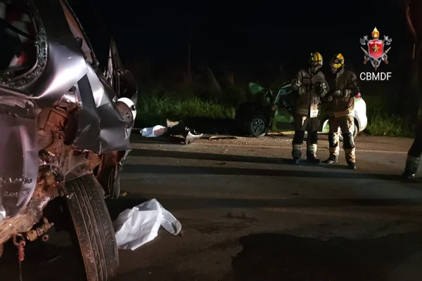 Homem morre após colisão entre dois carros em rodovia no Entorno do DF