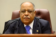 Relator da ação que deixou Bolsonaro inelegível, Benedito Gonçalves deixará o TSE 