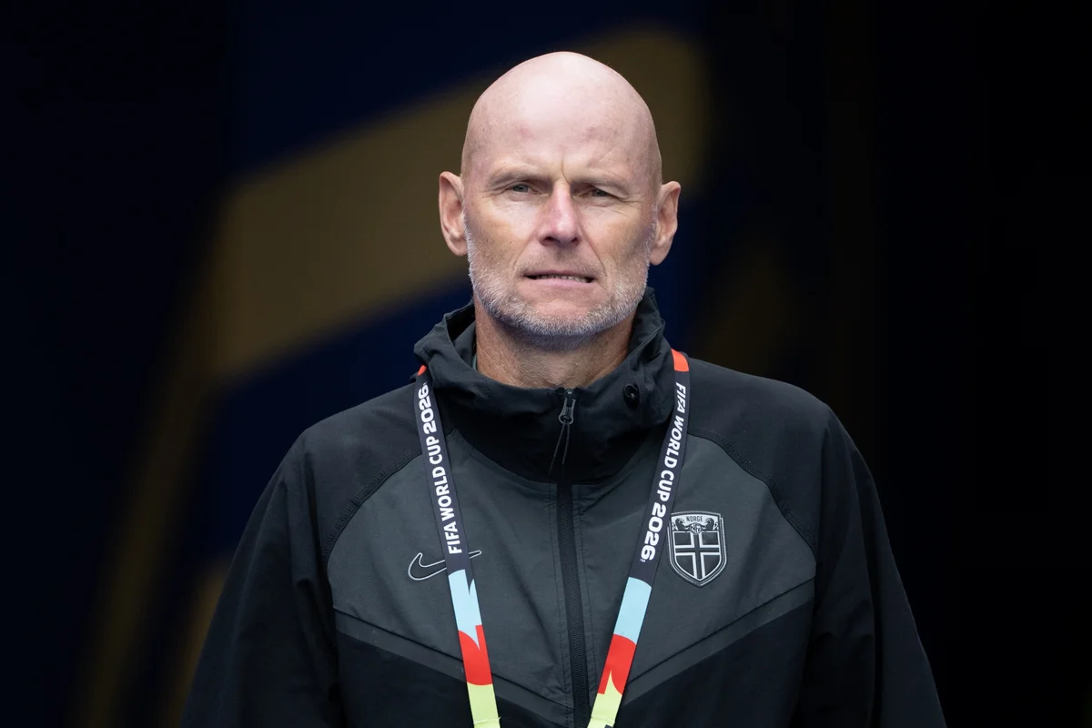 Stale Solbakken é treinador da Noruega. Stale Solbakken é treinador da Noruega.