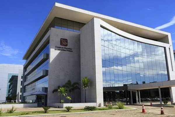 Ex-conselheiros dizem que CNMP julgou dobro de processos que o CNJ