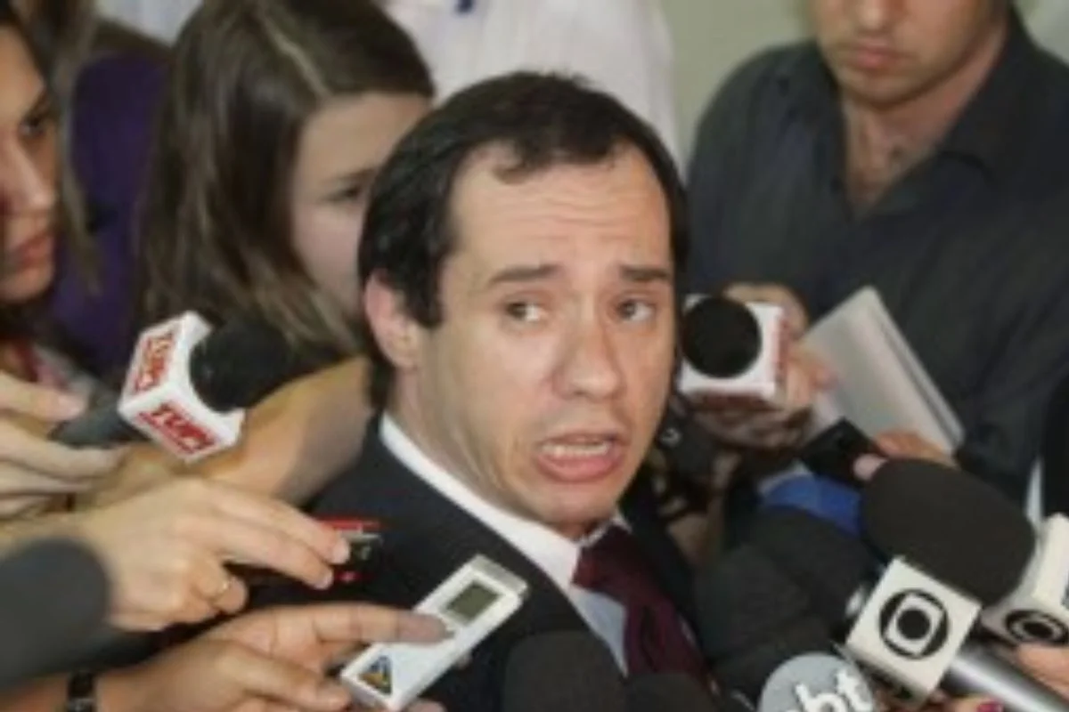 Felipe Ettore morreu em 2014 após ficar dois meses internado; a família nunca divulgou a causa da morte Felipe Ettore morreu em 2014 após ficar dois meses internado; a família nunca divulgou a causa da morte