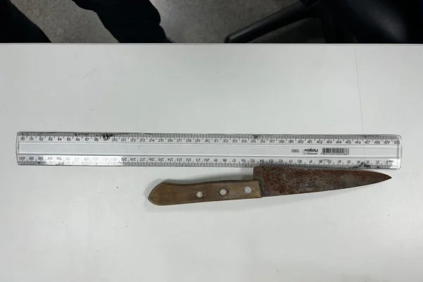 Homem esfaqueia amigo pelas costas no DF ao cobrar dívida de R$ 200