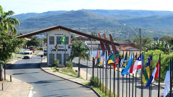 Prefeitura afirma que não apoiava festa cancelada em Pirenópolis (GO)