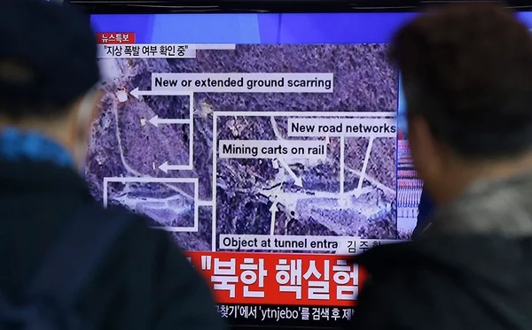 Coreia do Norte fez testes com mísseis disparados de submarino