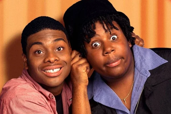 Foto colorida de Kenan e Kel - Metrópoles