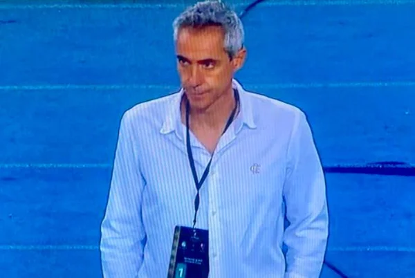 Flamenguistas enlouquecem com Paulo Sousa negociando com a Fiorentina