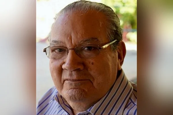 Ministro do STM que questionou se Bolsonaro era terrorista morre de Covid-19