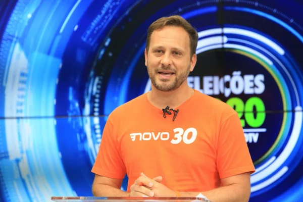 primeiro prefeito do novo adriano silva