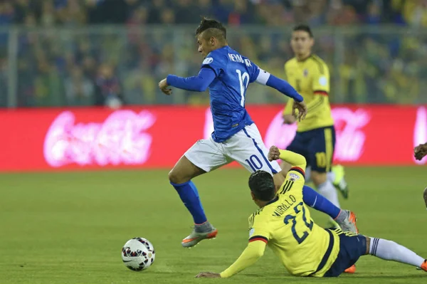 Neymar marca em 100º jogo pelo Barça, mas Sevilla vence no Espanhol
