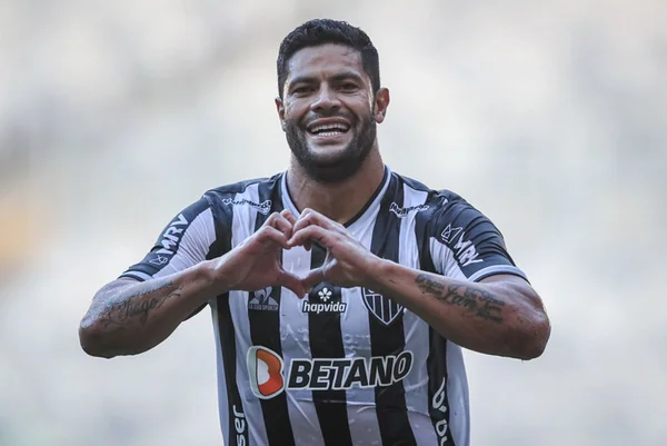 Bandeira branca: Hulk elogia Calleri e minimiza treta com Gabigol