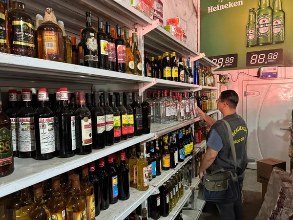 Procon-DF autua 15 distribuidoras do DF por venda de produtos ilegais