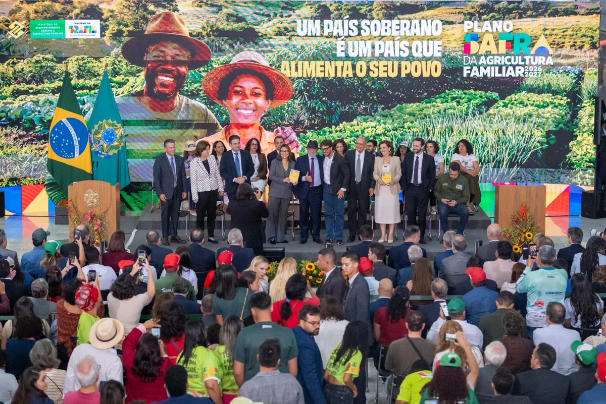 Lula participa do anúncio do novo Plano Safra da Agricultura Familiar Lula participa do anúncio do novo Plano Safra da Agricultura Familiar