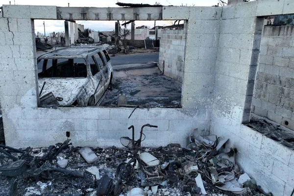 Imagem colorida mostra Cenas de incêndios no Havaí: autoridades procuram pessoas desaparecidas - Metrópoles