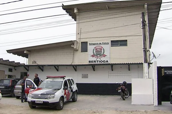 Jovem é salva por ex após ser espancada pelo namorado