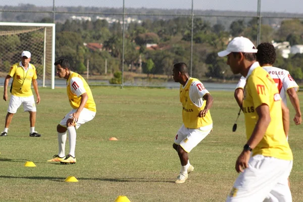 Brasiliense viaja a Goiânia focado em vaga nas quartas da Copa Verde