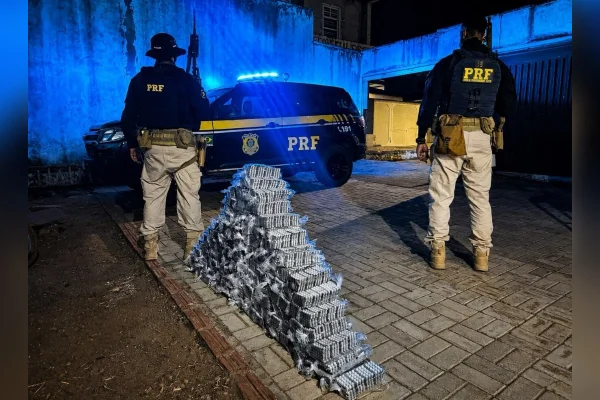 PRF apreende “montanha” de anfetamina com mais de 93 mil comprimidos