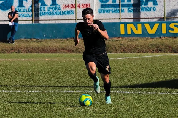 Brasiliense define lista de relacionados para jogo contra o Anápolis
