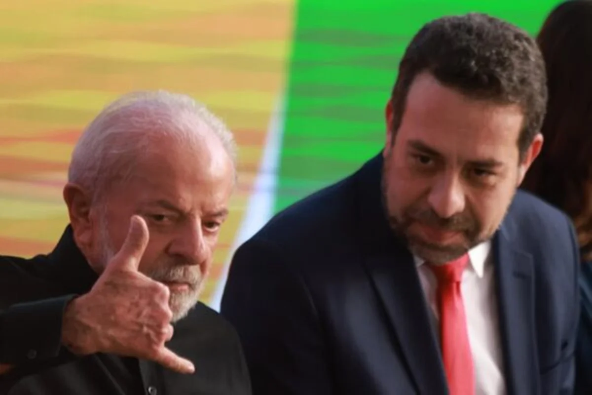 Na reta final, ministros se afastam de cargos para ajudar campanha de Lula