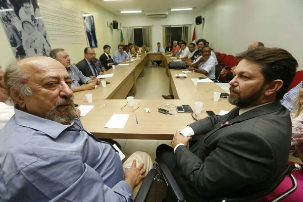 GDF inicia corte de comissionados do PDT, que perderá 500 cargos
