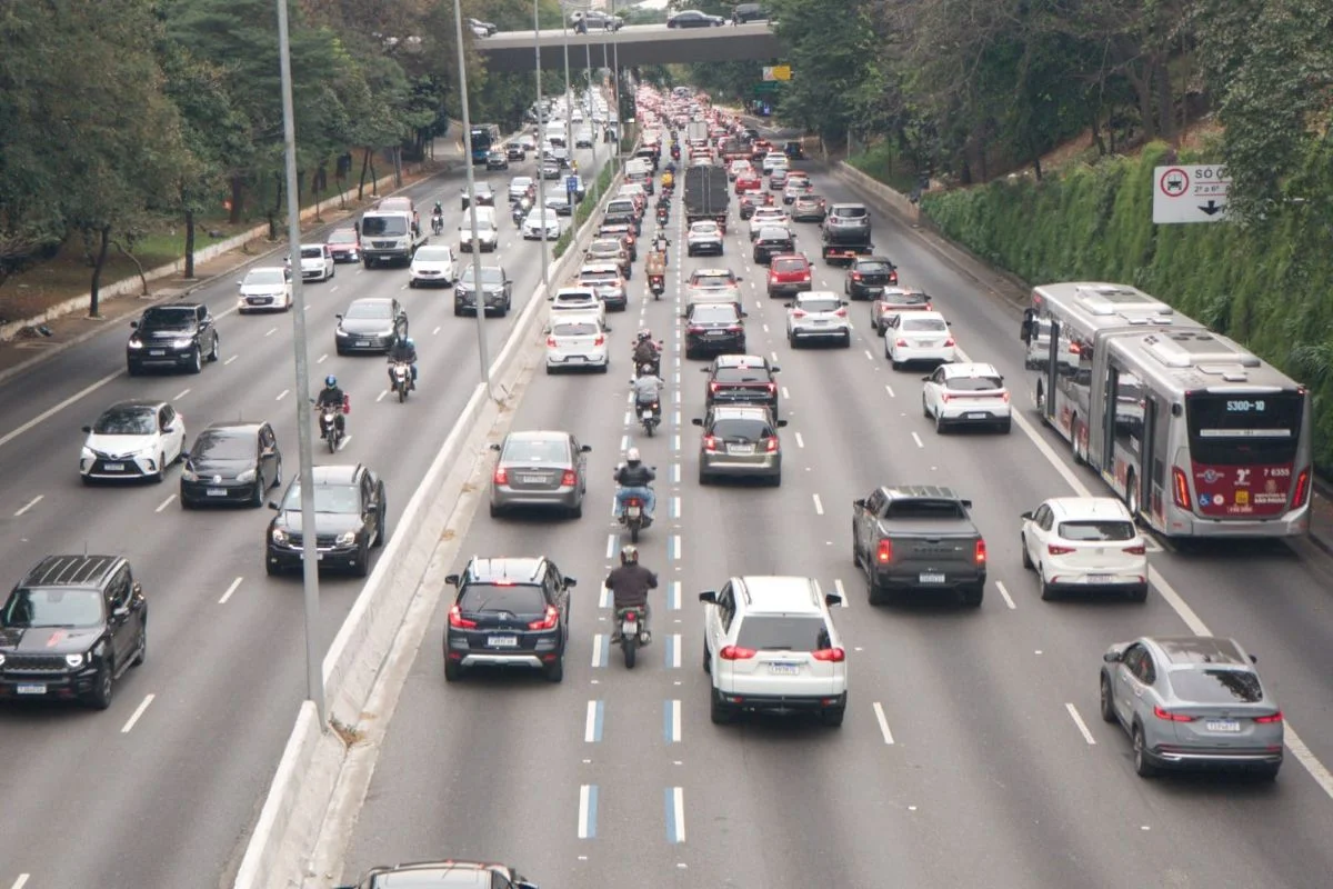 Trânsito em São Paulo Trânsito em São Paulo
