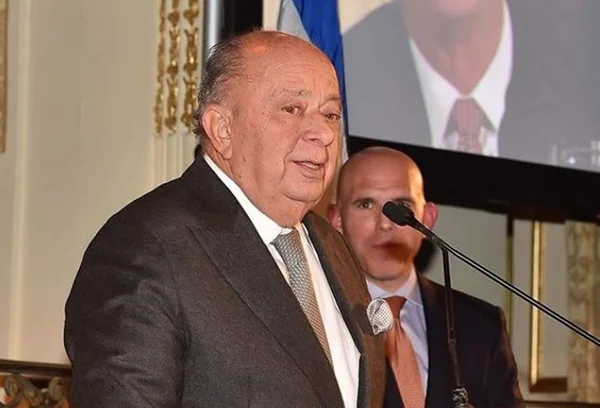 Amigo de Trump, bilionário Stanley Chera morre por coronavírus