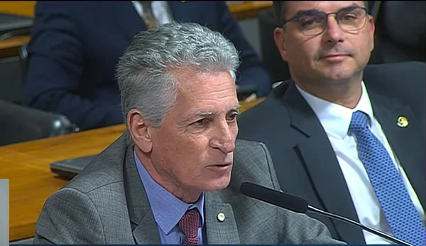 CPI do 8/1: petista é interrompido e manda bolsonarista “calar a boca”; vídeo