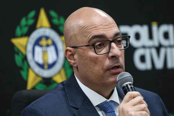 Curi rebate vazamento e diz que operação teve resultado inquestionável
