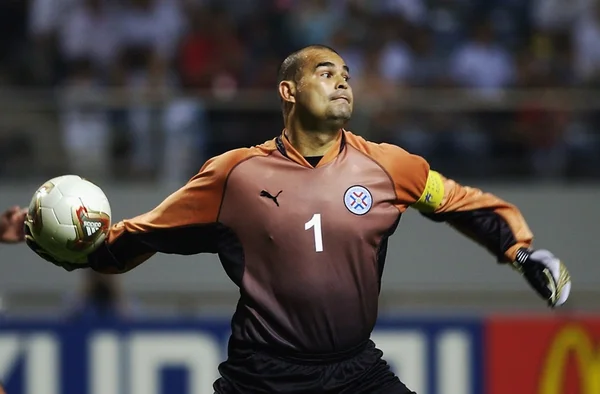 Ex-goleiro, Chilavert anuncia candidatura à presidência do Paraguai