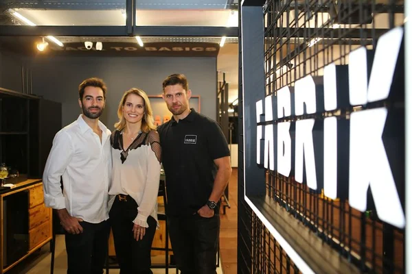 Alex Griebeler inaugura espaço fitness Fabrik no Lago Sul