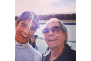 O piloto Pedro Piquet com o médico e amigo da família 
