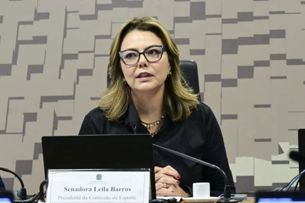 Congresso cria comissão sobre reajuste das forças de segurança do DF