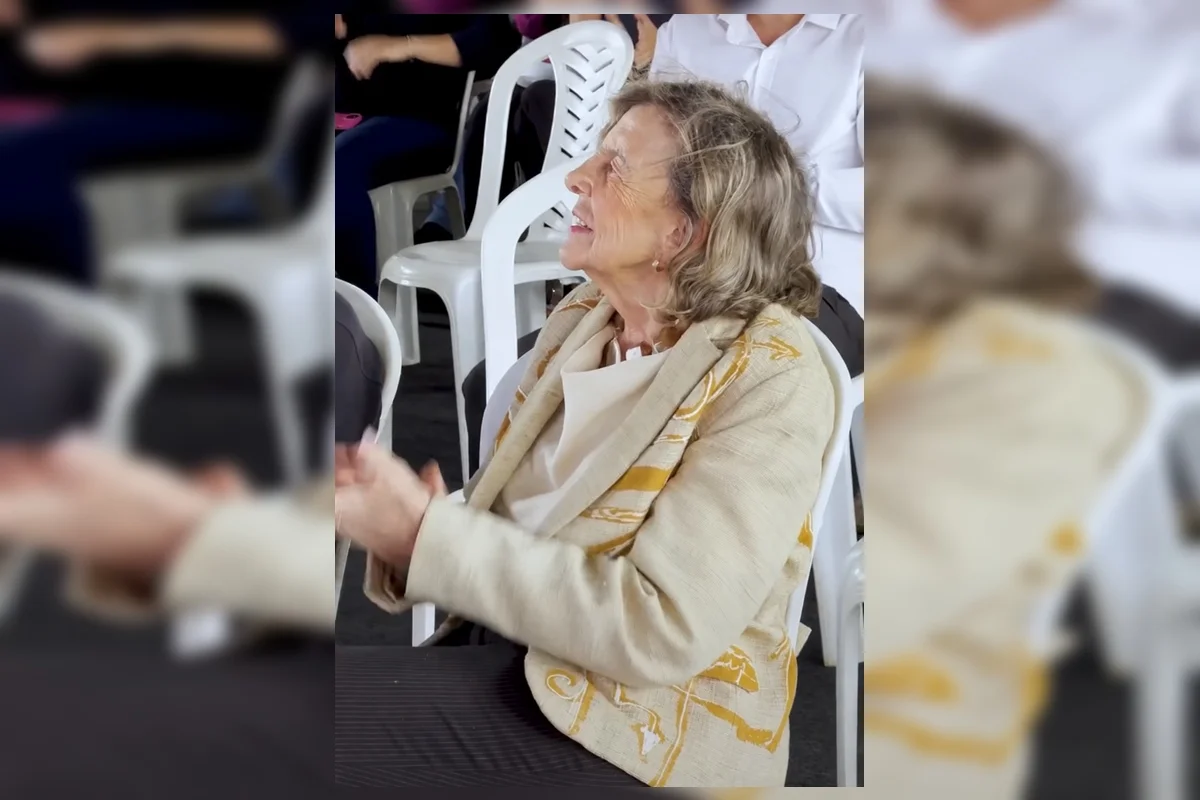 Dona Maria Célia Leão Dona Maria Célia Leão