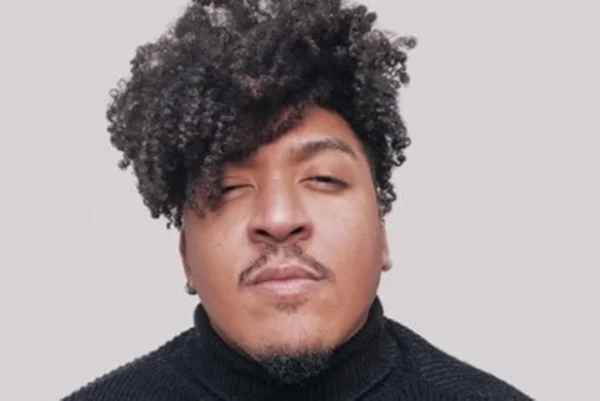 Influencer admite plágio de livro de professora de psicologia da UnB