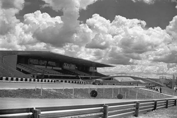 Imagens históricas do Autódromo são resgatadas pelo Arquivo Público