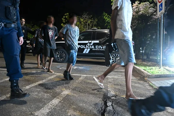 Sete adolescentes foram apreendidos