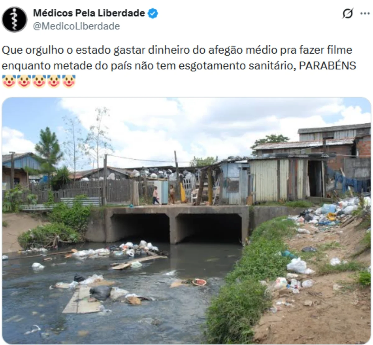 Print de publicação criticando verbas destinadas ao filme Print de publicação criticando verbas destinadas ao filme