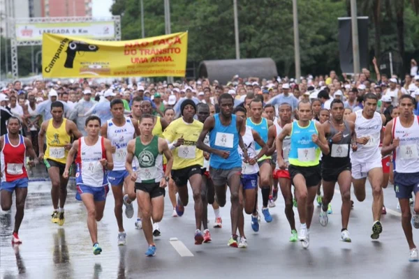 Trânsito no Eixo Monumental sofrerá mudanças para a 46ª Corrida de Reis no domingo (31/1)
