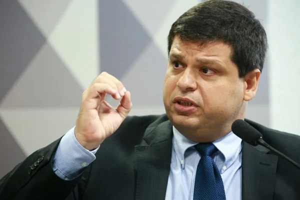 Investigado, ex-procurador Marcelo Miller pode voltar a advogar