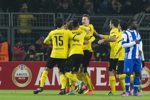 Dortmund faz 2 x 0 no Bayern e leva a Supercopa da Alemanha