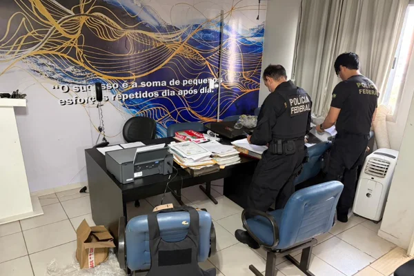 PF investiga diplomas falsos de mestrado e doutorado em Brasília