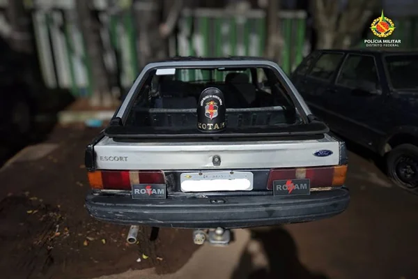 Ford Escort furtado