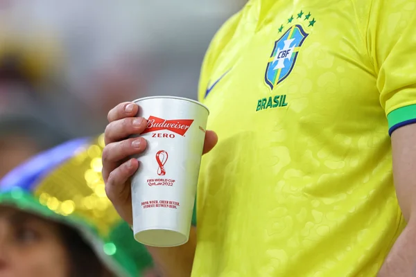 Cerveja Budweiser durante Copa do Catar - Metrópoles