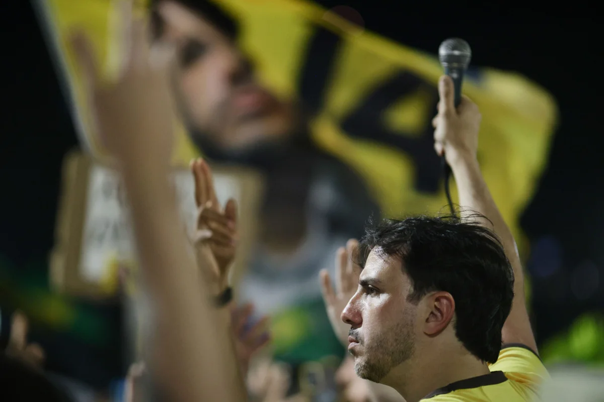 Renan Santos critica uso de Nossa Senhora Aparecida em discursos políticos - imagem 12 Renan Santos critica uso de Nossa Senhora Aparecida em discursos políticos - imagem 12