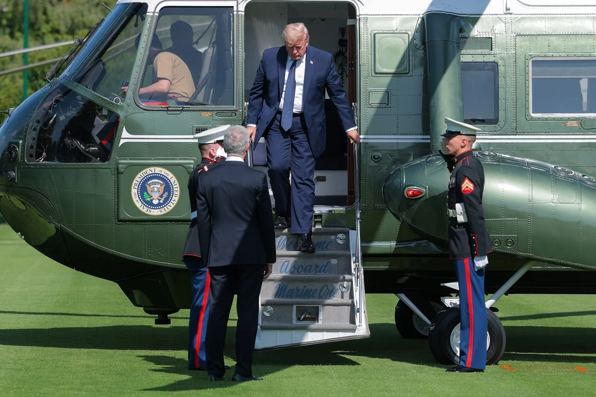 Donald Trump chega para Cúpula do G7 na França Donald Trump chega para Cúpula do G7 na França