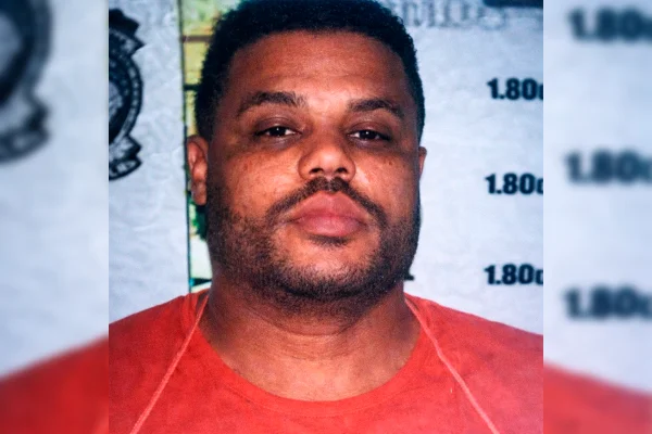 Douglas de Azevedo Carvalho, de 34 anos, conhecido como “Mancha”