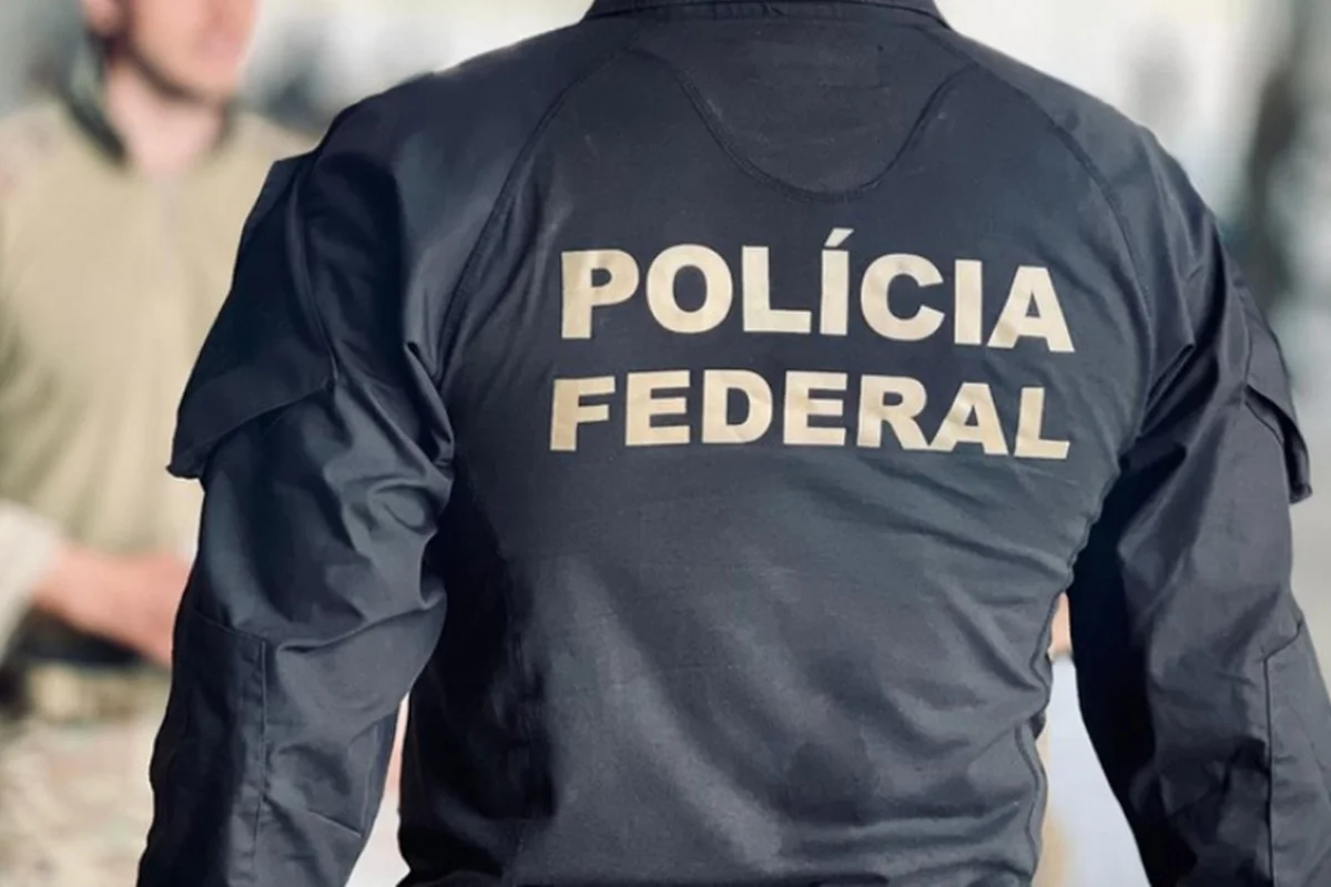 PF investiga uso de broches com câmeras escondidas para filmar votos no RJ