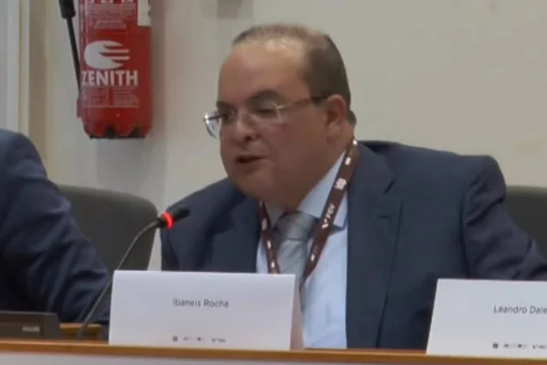 Ibaneis: “Fazer política é quase um exercício para entrar na cadeia”