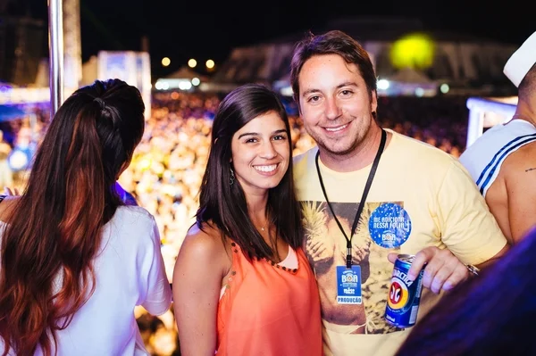 Valentine Carvalho e André D'Alessandro Valentine Carvalho e André D'Alessandro